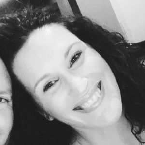 Meet your Posher, Carrie